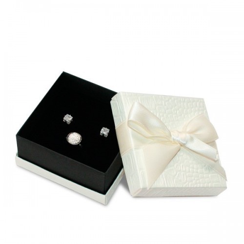 Craved Florencia Jewellery Box, Earrings and Necklace